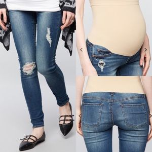💗 Article of Society Distressed Maternity Skinny